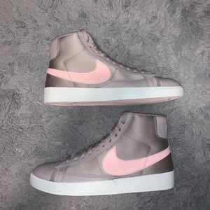 Women’s Nike blazer premium “pumice echo pink”